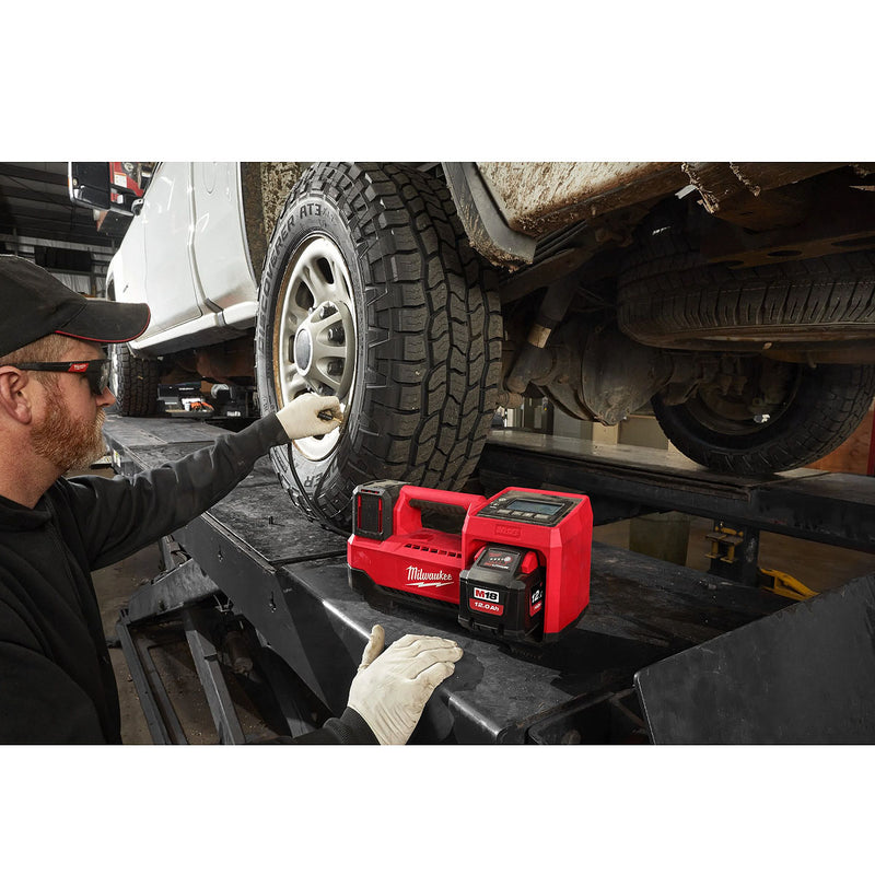 Máy bơm hơi Milwaukee M18 BI dùng Pin 18V