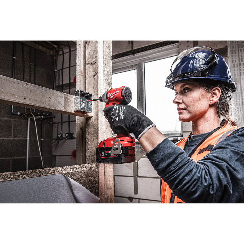 Máy vặn vít Milwaukee M18 BLIDR dùng Pin 18V, đuôi lục giác 6.35mm ( 1/4 inch )