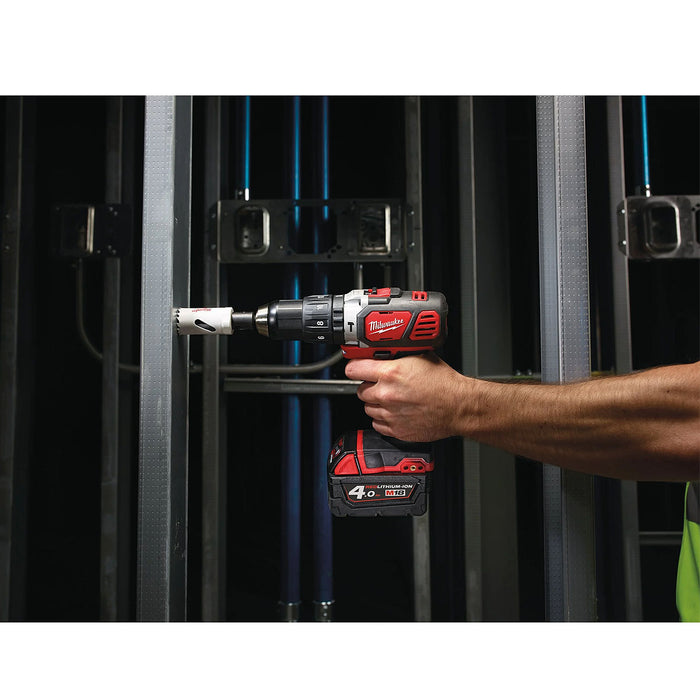 Máy khoan búa Milwaukee M18 BPD dùng Pin 18V, đầu kẹp 13mm