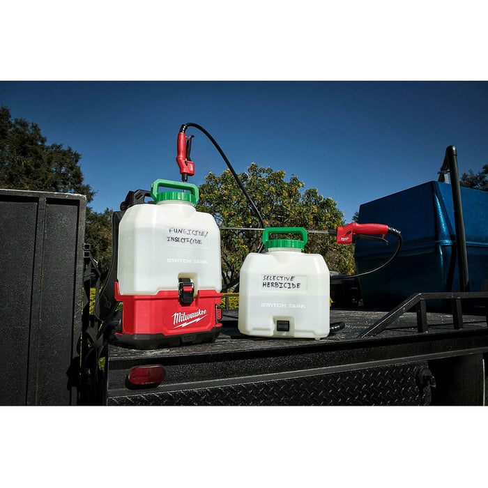 Bình chứa hóa chất, kèm vòi phun Milwaukee M18 BPFP-CST dung tích 15 Lít, dùng cho máy M18 BPFPH