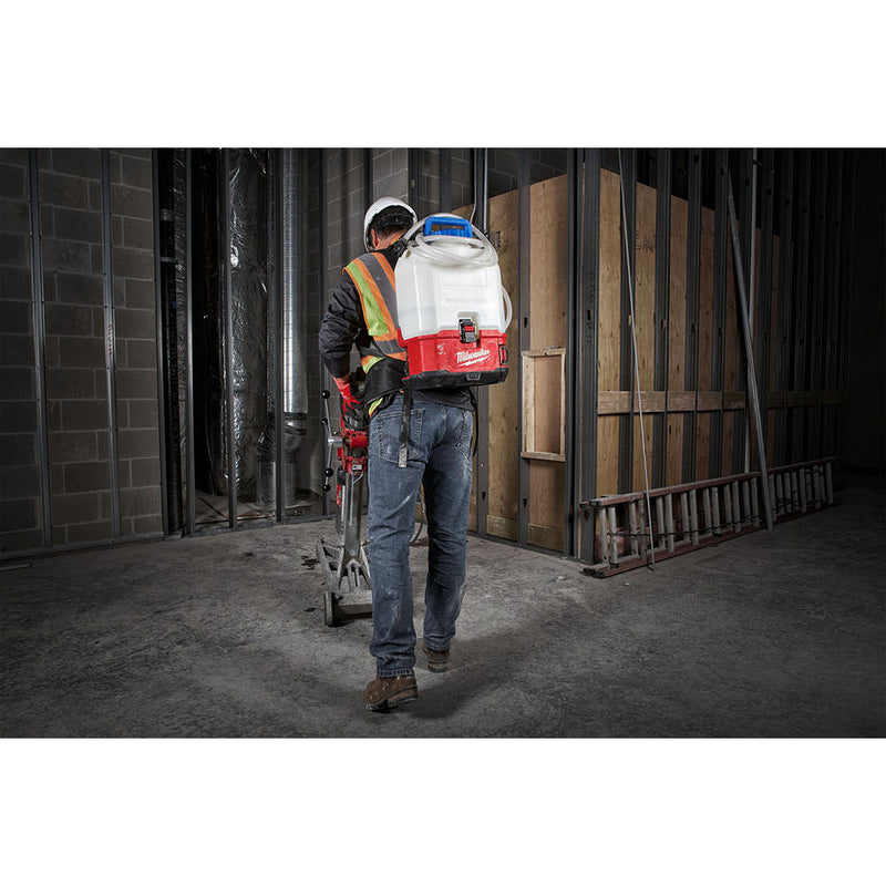 Máy phun thuốc Milwaukee M18 BPFPH dùng Pin 18V, dung tích 15 Lít