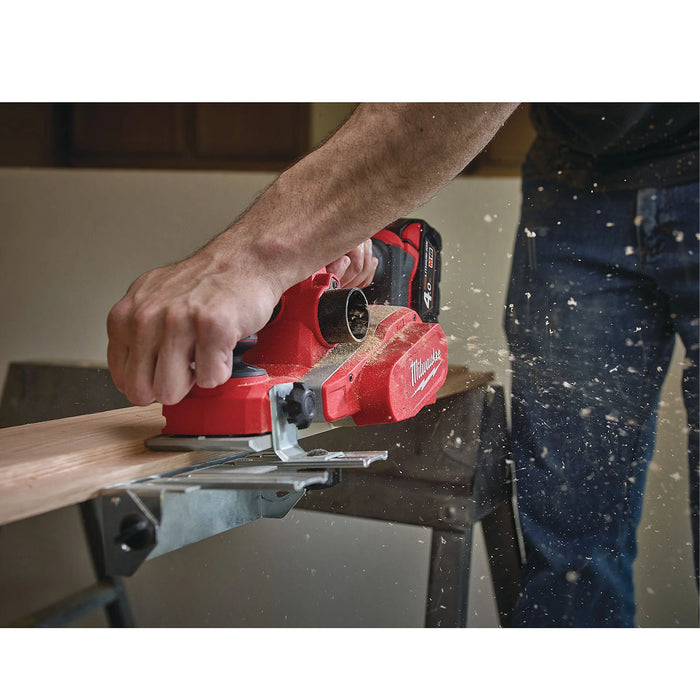 Máy bào Milwaukee M18 BP dùng Pin 18V, bề rộng đường bào 82mm