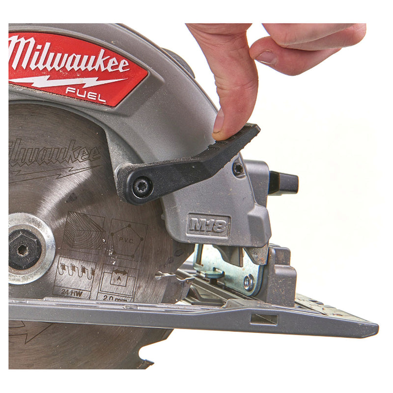 Máy cưa đĩa Milwaukee CCS66 dùng Pin 18V, đường kính lưỡi 190mm