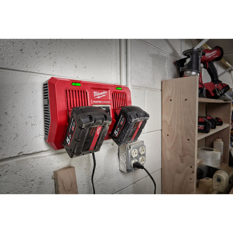 Đế sạc nhanh 2 cổng Rapid Charge Milwaukee M18 DFC dùng cho Pin 18V