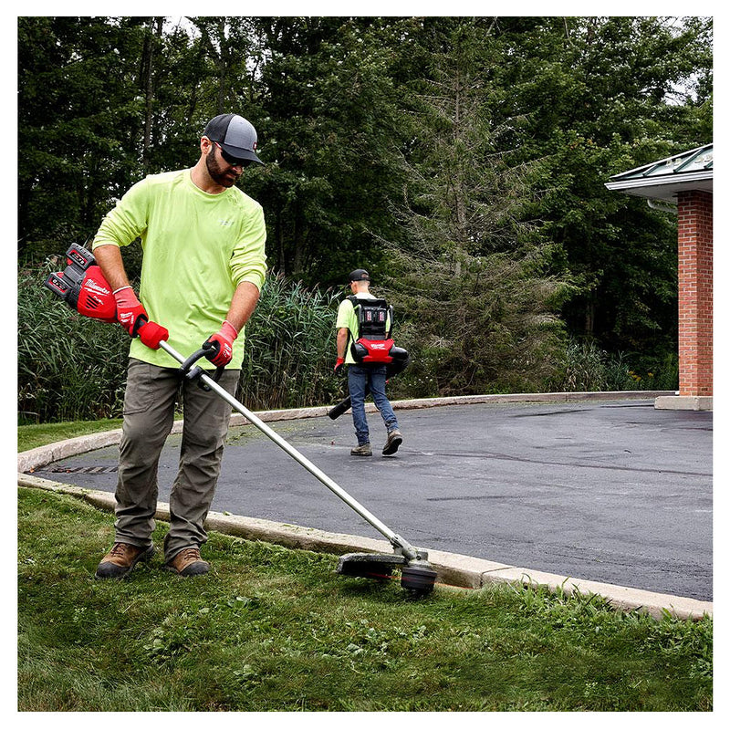 Máy cắt cỏ Milwaukee M18 F2GTR dùng Pin 18V x2 ( 36V ), độ rộng cắt 380mm - 430mm, tay cầm vòng