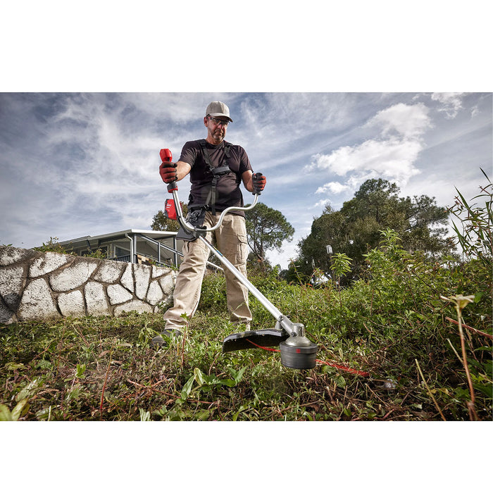 Máy cắt cỏ Milwaukee M18 FBCU dùng Pin 18V, độ rộng cắt 350mm - 400mm, tay cầm chữ U