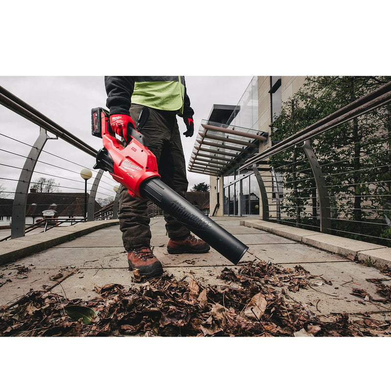 Máy thổi Milwaukee M18 FBL dùng Pin 18V