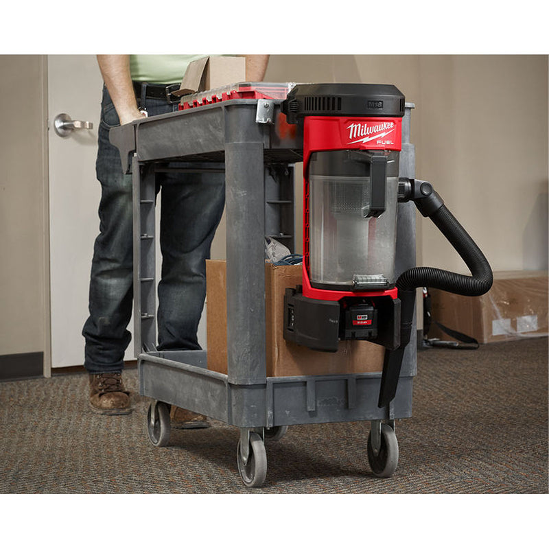 Máy hút bụi đeo vai Milwaukee M18 FBPV dùng Pin 18V, dung tích 3.9 lít, bộ lọc HEPA ( Hút khô )