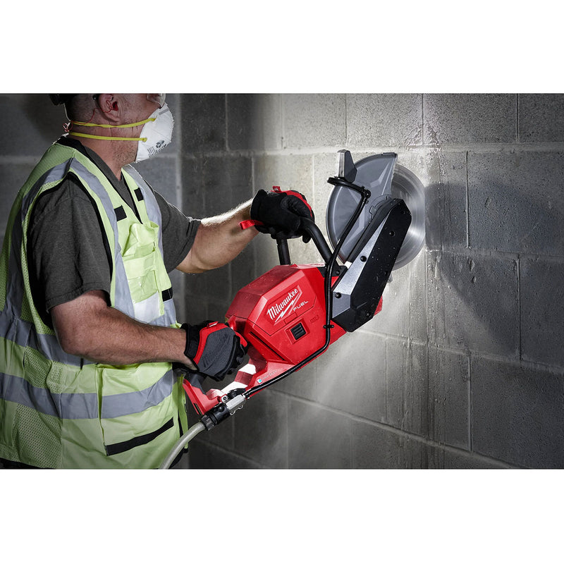 Máy cắt hạng nặng Milwaukee M18 FCOS230 dùng Pin 18V, đường kính lưỡi 230mm, công nghệ ONE-KEY