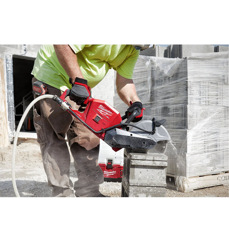 Máy cắt hạng nặng Milwaukee M18 FCOS230 dùng Pin 18V, đường kính lưỡi 230mm, công nghệ ONE-KEY