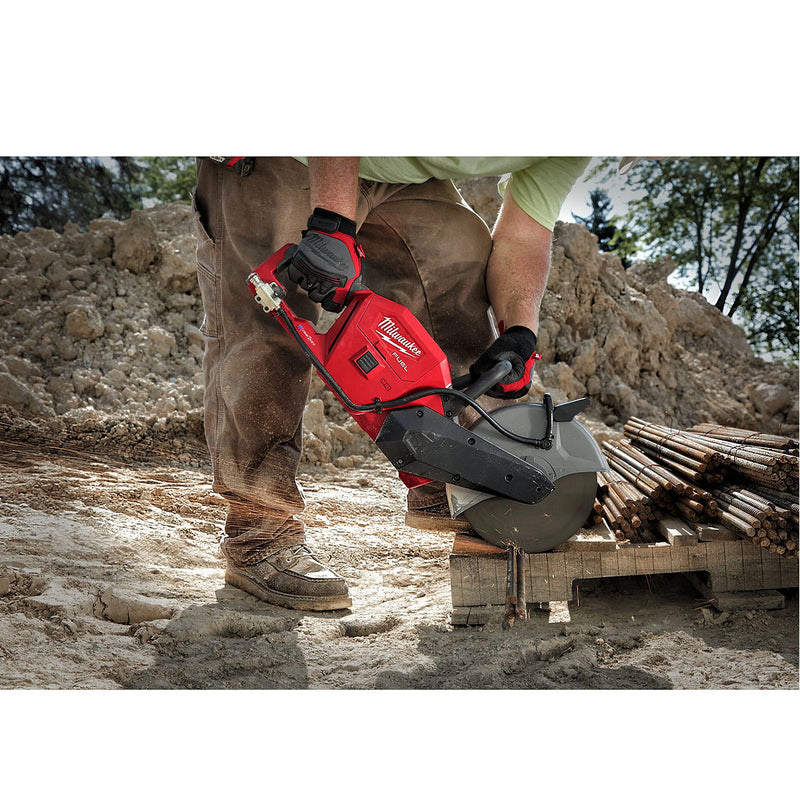 Máy cắt hạng nặng Milwaukee M18 FCOS230 dùng Pin 18V, đường kính lưỡi 230mm, công nghệ ONE-KEY