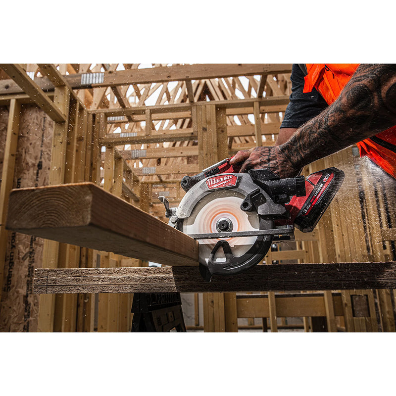Máy cưa đĩa Milwaukee M18 FCS552 dùng Pin 18V, đường kính lưỡi 165mm