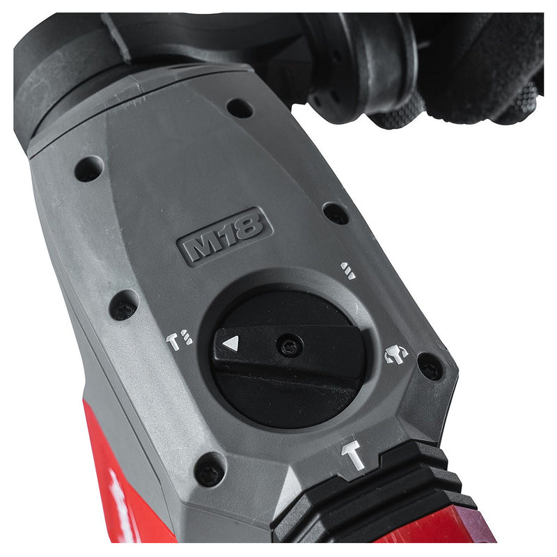 Máy khoan bê tông 3 chức năng Milwaukee M18 FHPX dùng Pin 18V, khả năng khoan 32mm đuôi gài SDS-Plus