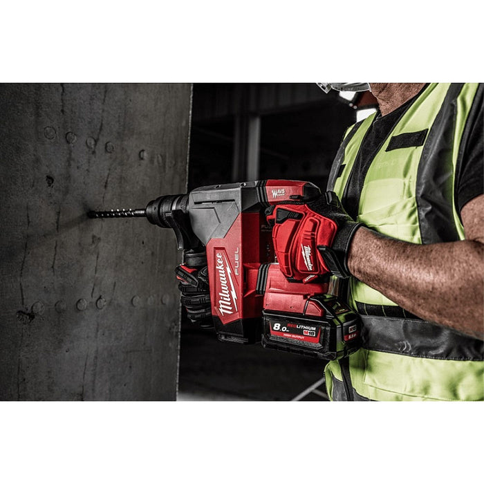 Máy khoan bê tông 3 chức năng Milwaukee M18 FHPX dùng Pin 18V, khả năng khoan 32mm đuôi gài SDS-Plus