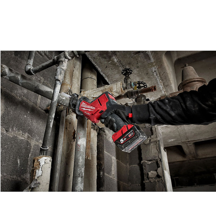 Máy cưa kiếm Milwaukee M18 FHZ dùng Pin 18V, độ xọc 22mm