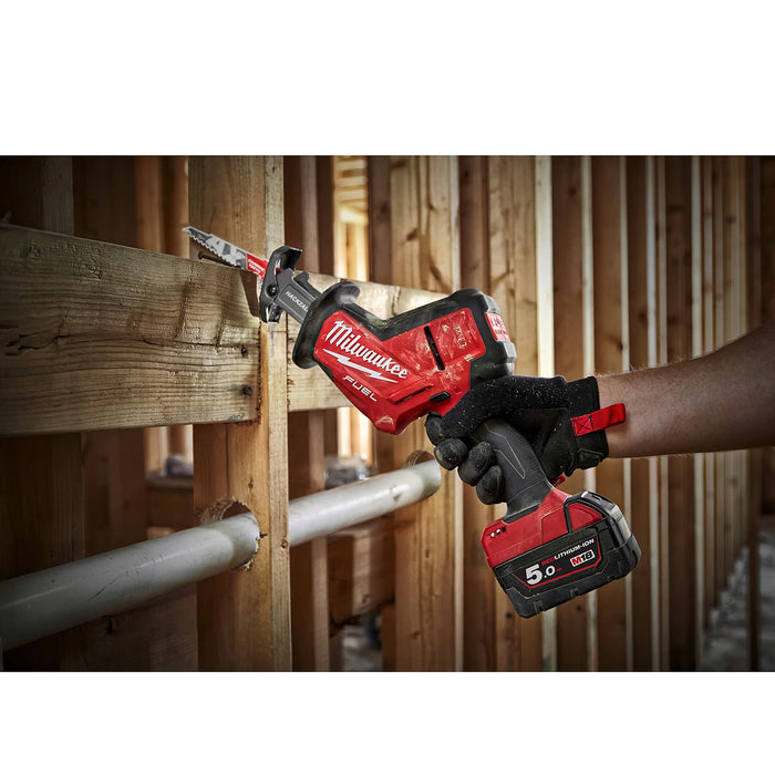 Máy cưa kiếm Milwaukee M18 FHZ dùng Pin 18V, độ xọc 22mm