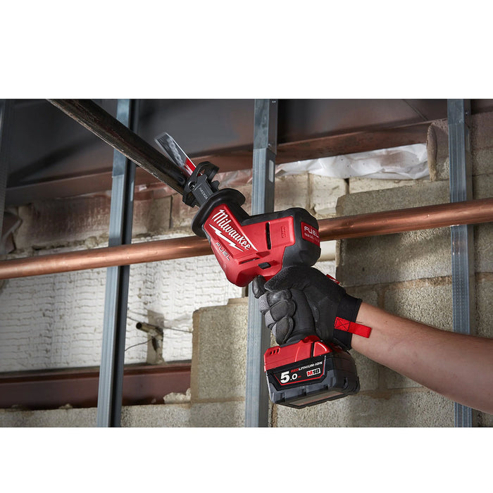 Máy cưa kiếm Milwaukee M18 FHZ dùng Pin 18V, độ xọc 22mm