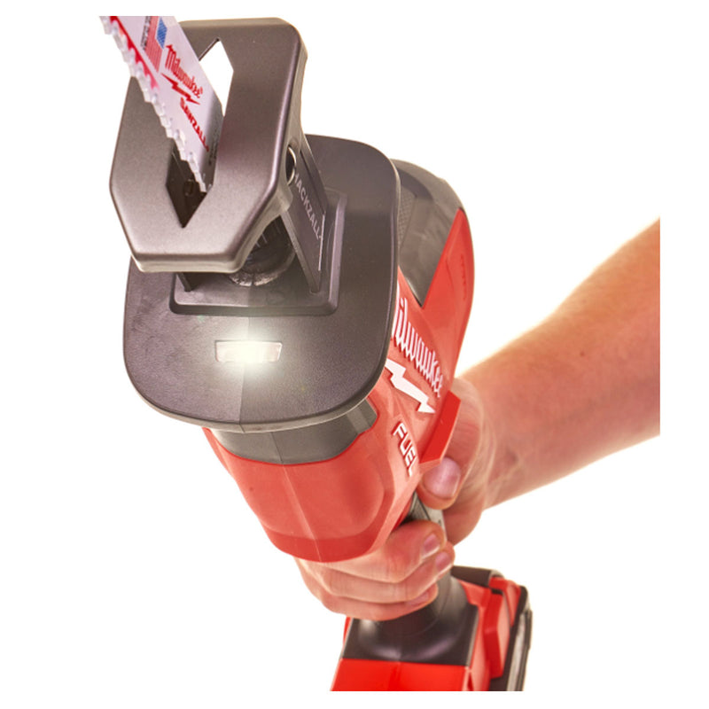 Máy cưa kiếm Milwaukee M18 FHZ dùng Pin 18V, độ xọc 22mm