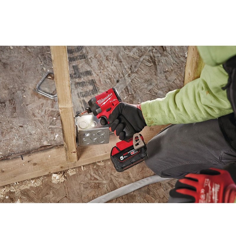 Máy vặn vít Milwaukee M18 FID3 dùng Pin 18V, đuôi lục giác 6.35mm (1/4 inch)
