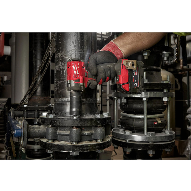 Máy siết bu lông Milwaukee M18 FIW212 dùng Pin 18V, cốt 1/2 inch