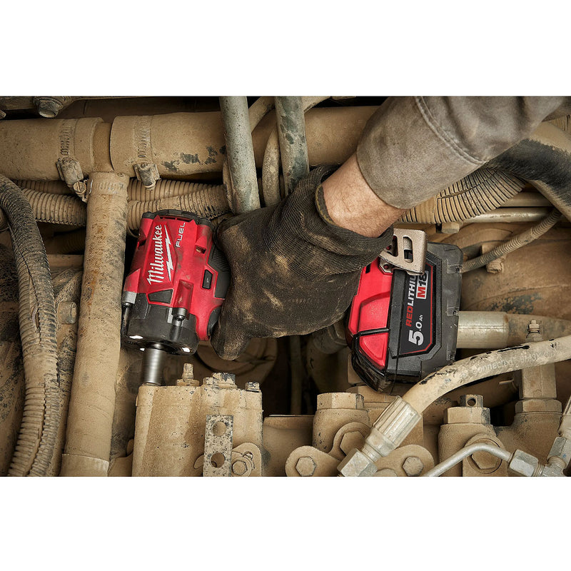 Máy siết bu lông Milwaukee M18 FIW212 dùng Pin 18V, cốt 1/2 inch