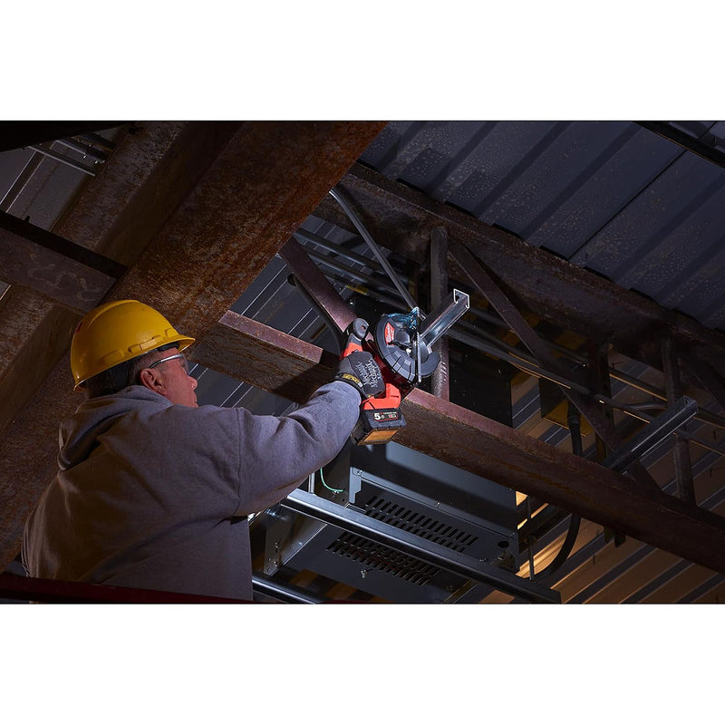 Máy cưa đĩa chuyên dùng cắt kim loại Milwaukee M18 FMCS dùng Pin 18V, đường kính lưỡi 150mm