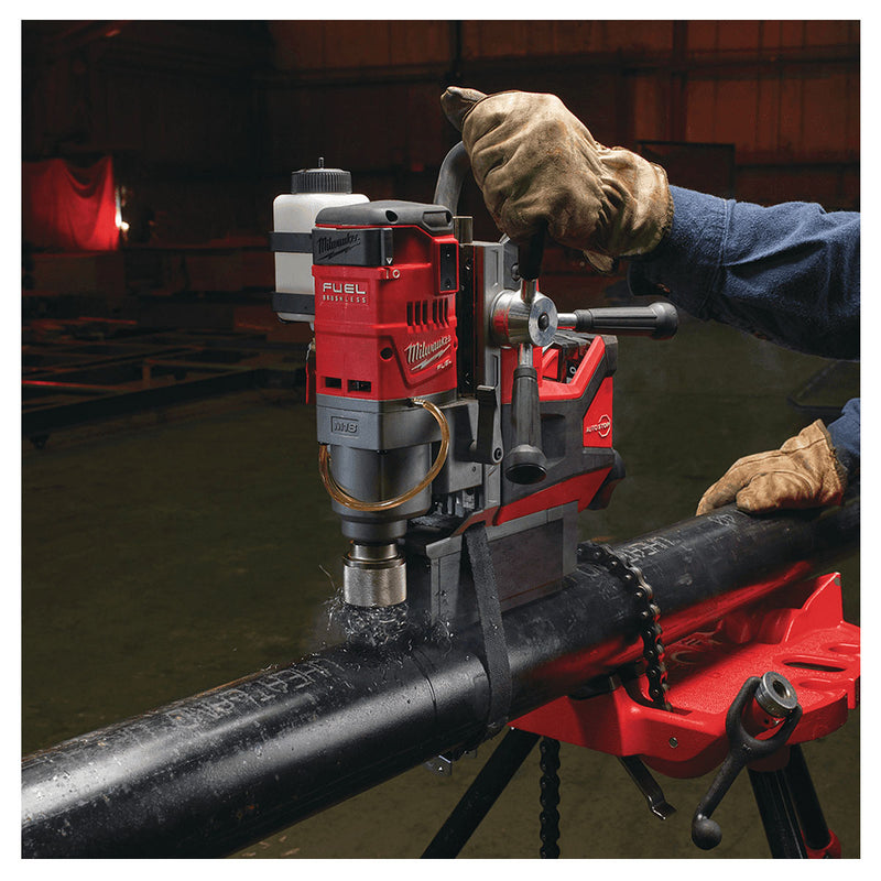 Máy khoan từ Milwaukee M18 FMDP dùng Pin 18V, khả năng khoan tối đa 50mm