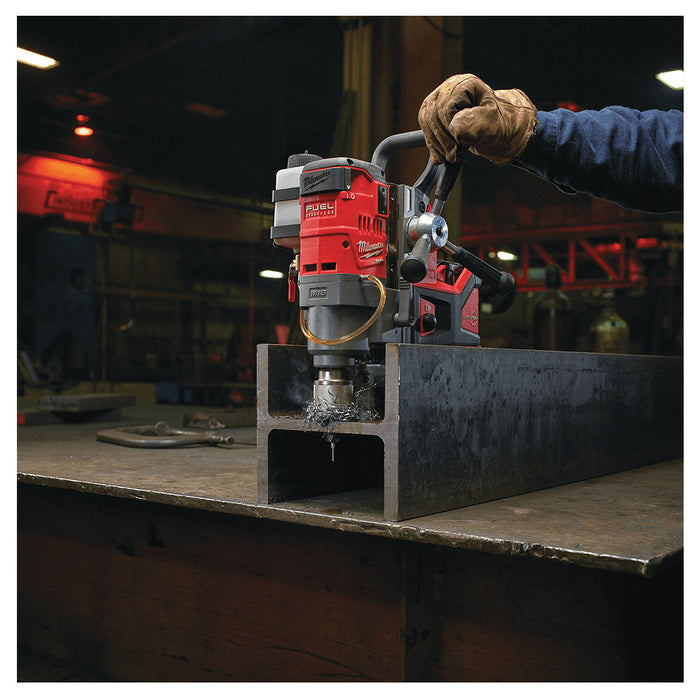 Máy khoan từ Milwaukee M18 FMDP dùng Pin 18V, khả năng khoan tối đa 50mm