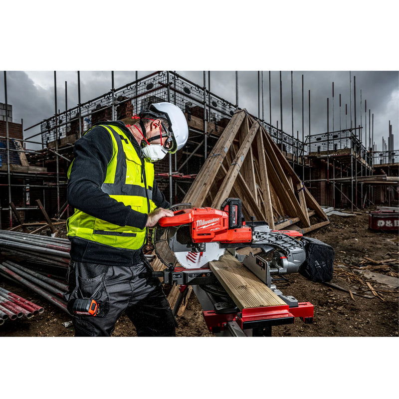 Máy cưa đa góc trượt Milwaukee M18 FMS254 dùng Pin 18V, đường kính lưỡi 254mm