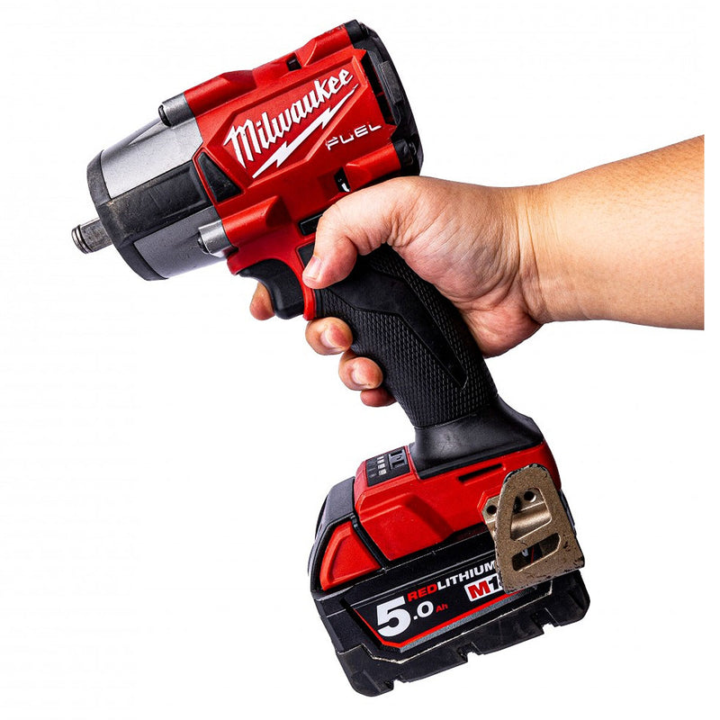 Máy siết bu lông Milwaukee M18 FMTIW2F12 dùng Pin 18V, cốt 1/2 inch