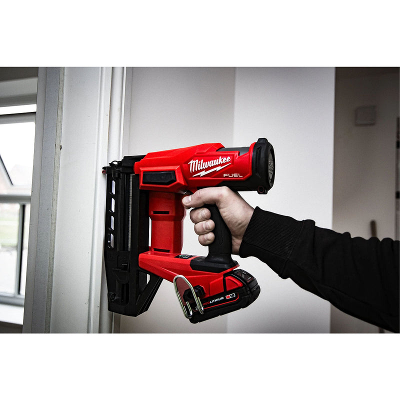 Máy bắn đinh chỉ trơn Milwaukee M18 FN16GS dùng Pin 18V, kích thước đinh 25 - 64mm, cở đinh 16Ga