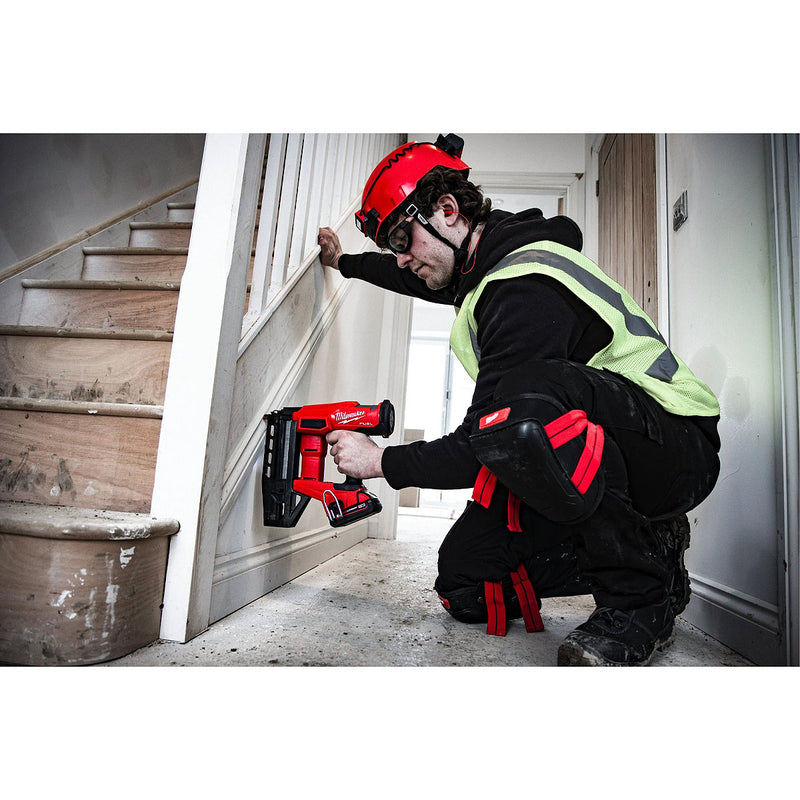 Máy bắn đinh chỉ trơn Milwaukee M18 FN16GS dùng Pin 18V, kích thước đinh 25 - 64mm, cở đinh 16Ga