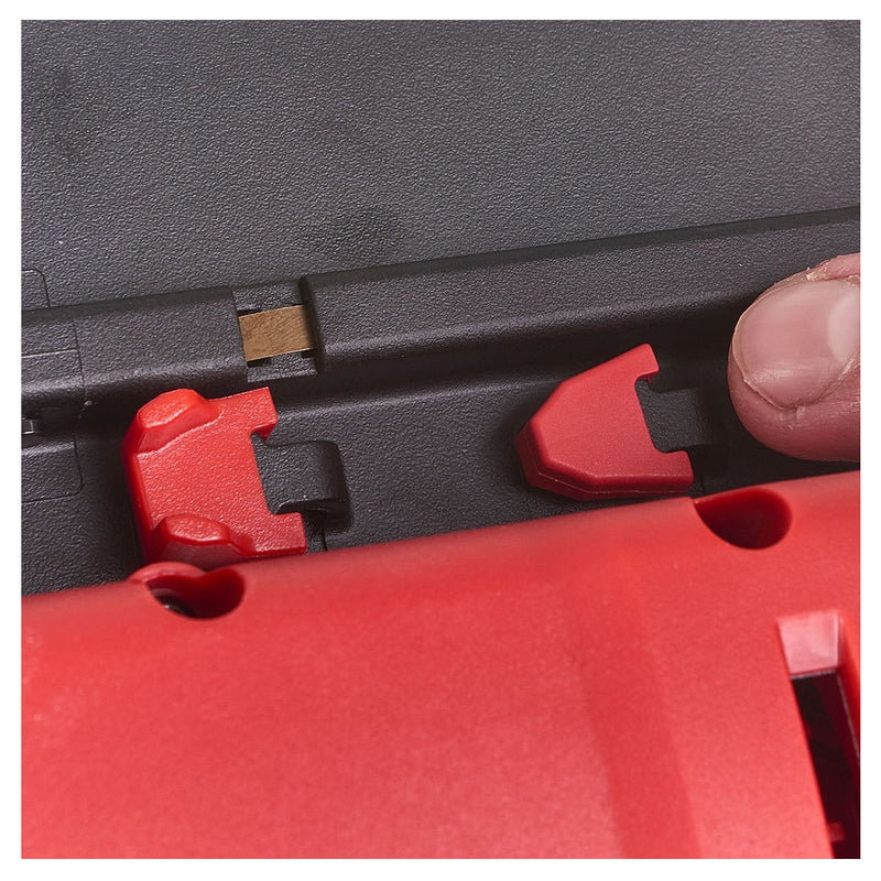 Máy bắn đinh chỉ trơn Milwaukee M18 FN18GS dùng Pin 18V, kích thước đinh 15 - 54mm, cở đinh 18Ga