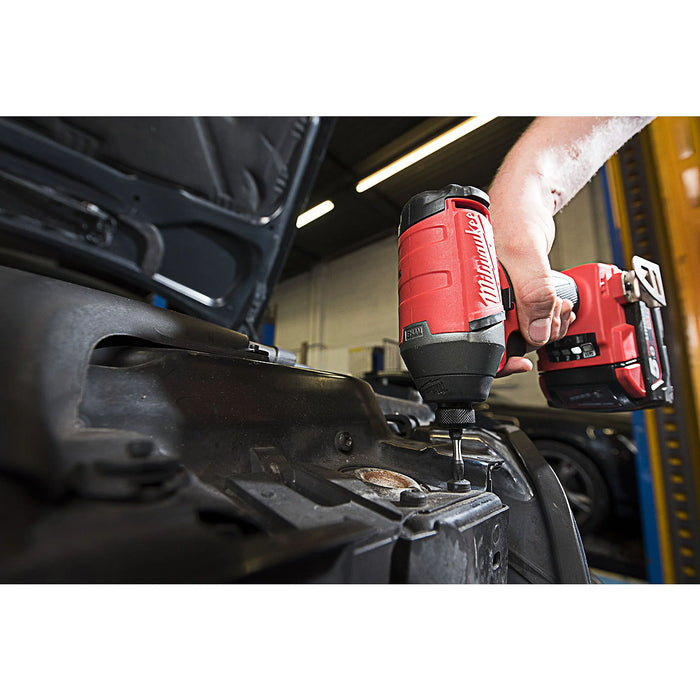 Máy vặn vít xung dầu Milwaukee M18 FQID dùng Pin 18V, đuôi lục giác 6.35mm (1/4 inch)