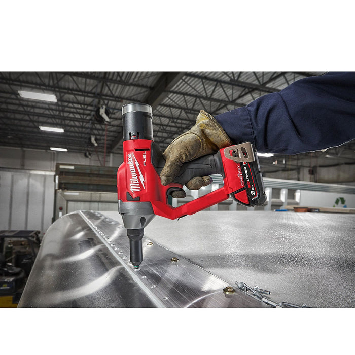 Máy tán đinh ri vê Milwaukee M18 FRT dùng Pin 18V, lực kéo 20kN