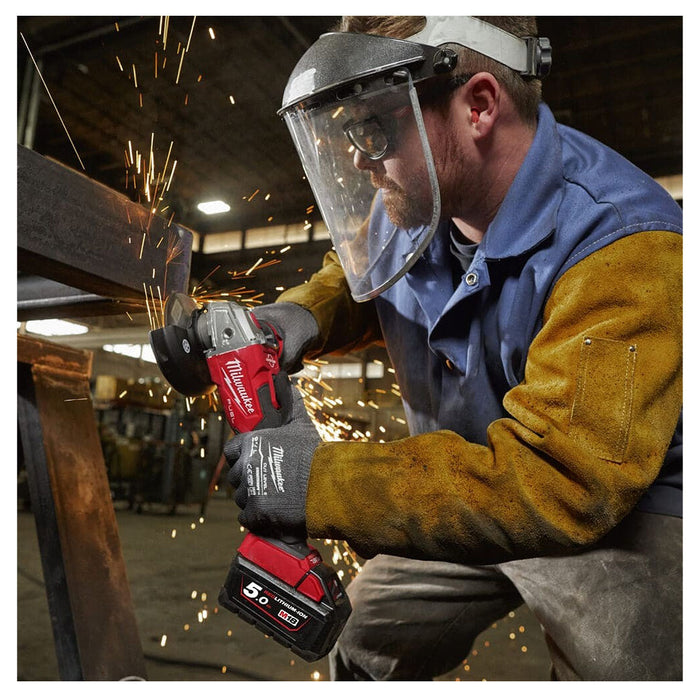 Máy mài góc Milwaukee M18 FSAG100XB dùng Pin 18V, đường kính lưỡi 100mm công tắc trượt