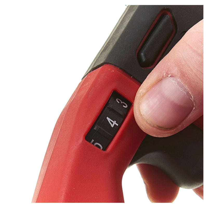 Máy cưa kiếm Milwaukee M18 FSX dùng Pin 18V, độ xọc 32mm