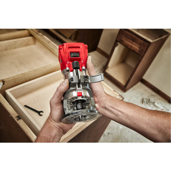 Máy phay Milwaukee M18 FTR dùng Pin 18V, chấu bóp 6mm và 6.35mm (1/4 inch)