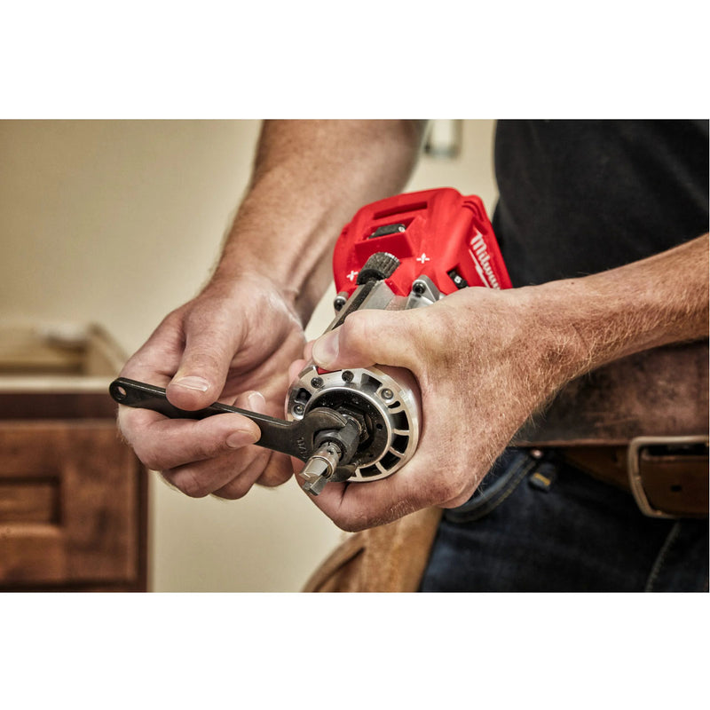 Máy phay Milwaukee M18 FTR dùng Pin 18V, chấu bóp 6mm và 6.35mm (1/4 inch)