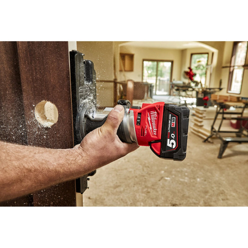 Máy phay Milwaukee M18 FTR dùng Pin 18V, chấu bóp 6mm và 6.35mm (1/4 inch)
