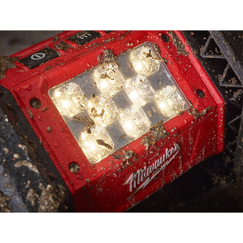 Đèn LED công trường Milwaukee M18 HAL dùng Pin 18V hoặc điện 220V/AC,  độ sáng 3,000lm