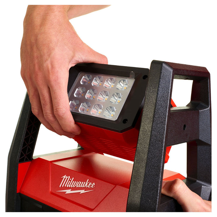 Đèn LED công trường Milwaukee M18 HAL dùng Pin 18V hoặc điện 220V/AC,  độ sáng 3,000lm