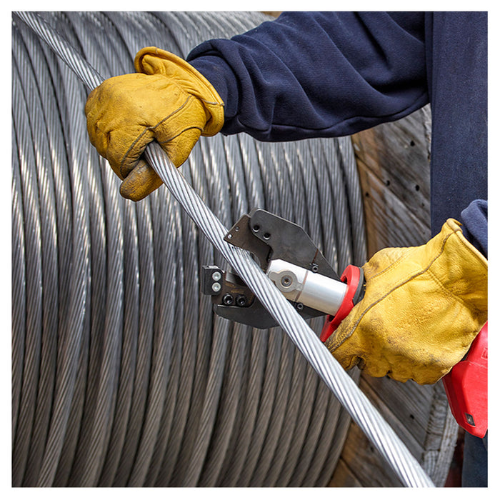 Máy cắt cáp Milwaukee M18 HCC dùng Pin 18V, đường kính cắt tối đa 35mm, lực cắt 6 tấn ( 53 kN )