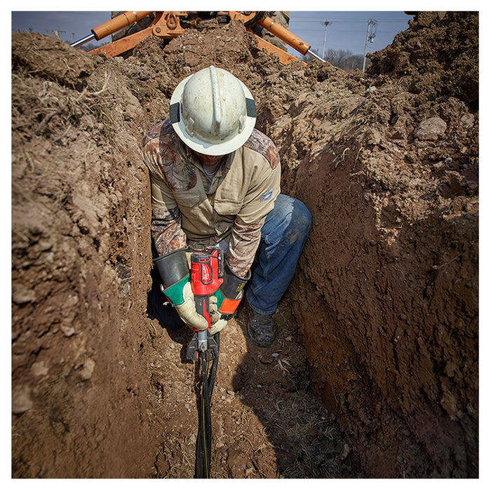 Máy cắt cáp Milwaukee M18 HCC dùng Pin 18V, đường kính cắt tối đa 35mm, lực cắt 6 tấn ( 53 kN )