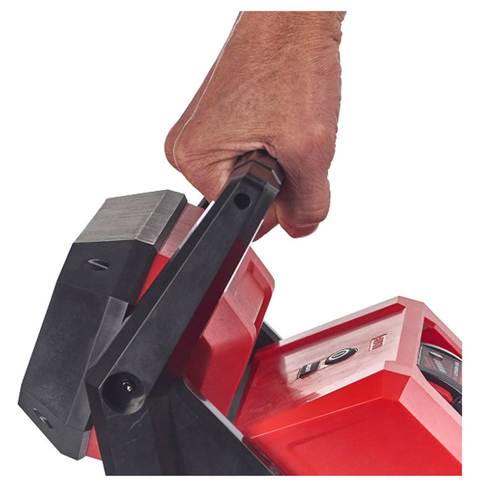 Đèn LED hiệu suất cao Milwaukee M18 HOAL dùng Pin 18V hoặc dùng điện 110 - 220V/AC, độ sáng 4,000lm