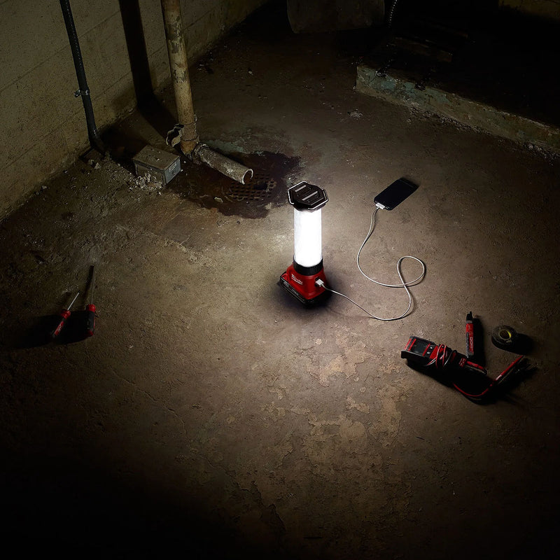 Đèn lồng Milwaukee M18 LL dùng Pin 18V, độ sáng 700lm