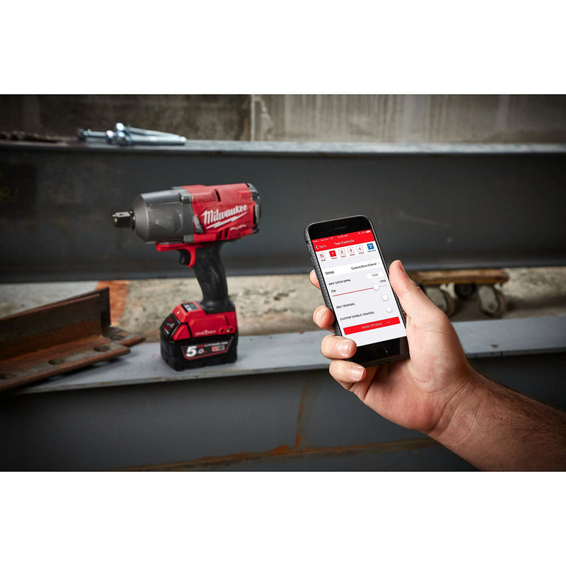 Máy siết bu lông Milwaukee M18 ONEFHIWF34 dùng Pin 18V, cốt 3/4 inch công nghệ ONE-KEY