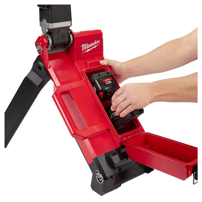 Đèn LED công trường Milwaukee M18 ONERSAL dùng Pin 18V x2, độ sáng 5,400lm, công nghệ ONE-KEY