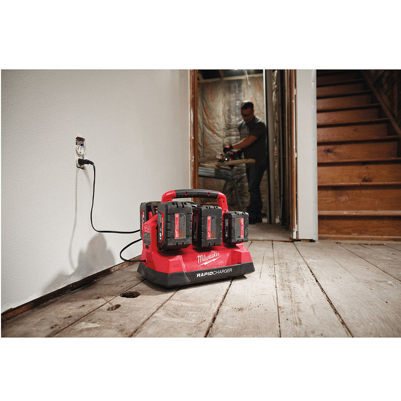 Đế sạc nhanh 6 cổng, tích hợp cổng sạc USB-A Rapid Charge Milwaukee M18 PC6 dùng cho Pin 18V