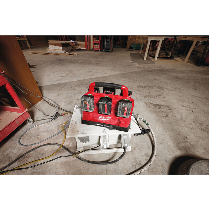 Đế sạc nhanh 6 cổng, tích hợp cổng sạc USB-A Rapid Charge Milwaukee M18 PC6 dùng cho Pin 18V